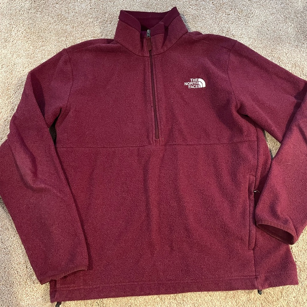 Men’s Northface Quarter zip fleece